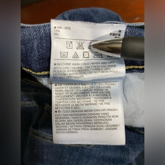 Old Navy Jeans Womens Size 12 Regular The Flirt Medium Wash Tapered Leg Jeans - Picture 5 of 5